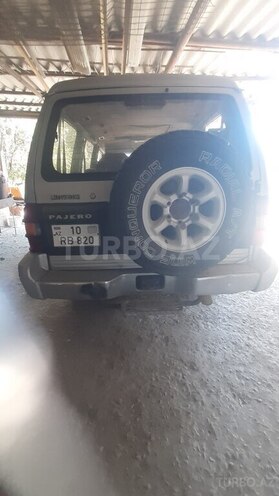 Mitsubishi Pajero 1995, 360,000 km - 2.8 l - Bakı