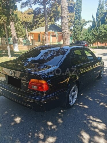 BMW 525 2001, 285,000 km - 2.5 l - Bakı