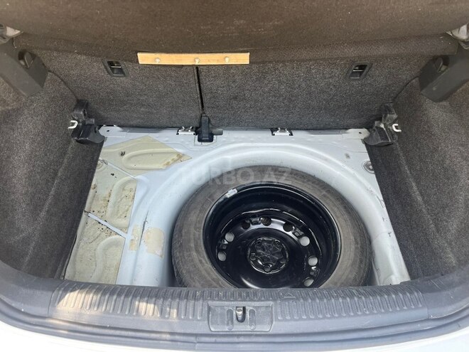 Volkswagen Polo 2010, 280,000 km - 1.4 л - Bakı