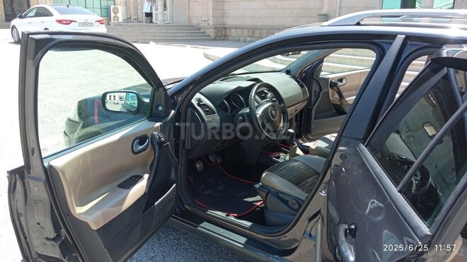 Renault Megane-10