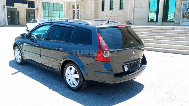 Renault Megane-17