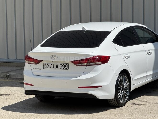 Hyundai Avante 2015, 305,000 km - 1.6 л - Bakı