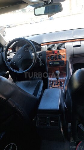 Mercedes E 240 2000, 380,000 km - 2.4 л - Bakı