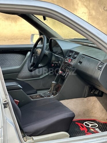 Mercedes C 200 1995, 195,410 km - 2.0 l - Bakı