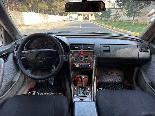 Mercedes C 200 1995, 195,410 km - 2.0 l - Bakı