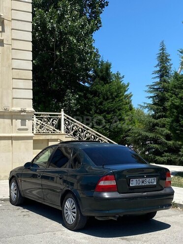 Opel Vectra 1997, 350,000 km - 2.0 l - Xaçmaz