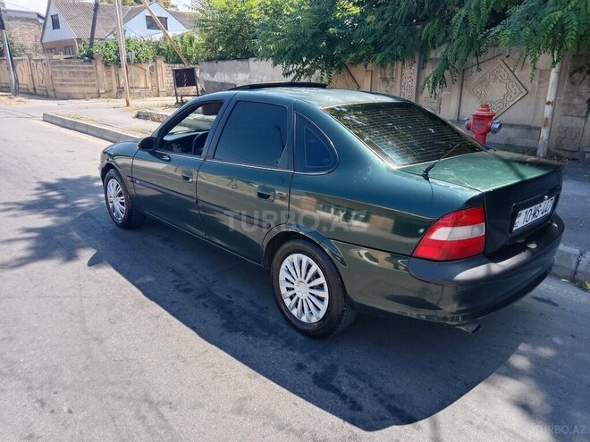 Opel Vectra 1997, 350,000 km - 2.0 l - Xaçmaz