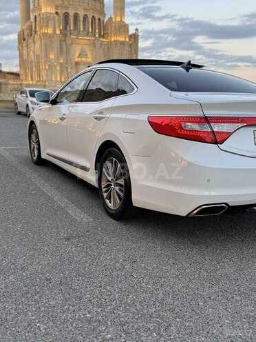 Hyundai Grandeur 2015, 101,500 km - 2.4 л - Bakı