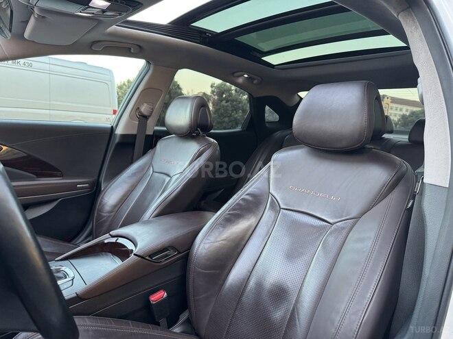 Hyundai Grandeur 2015, 101,500 km - 2.4 л - Bakı