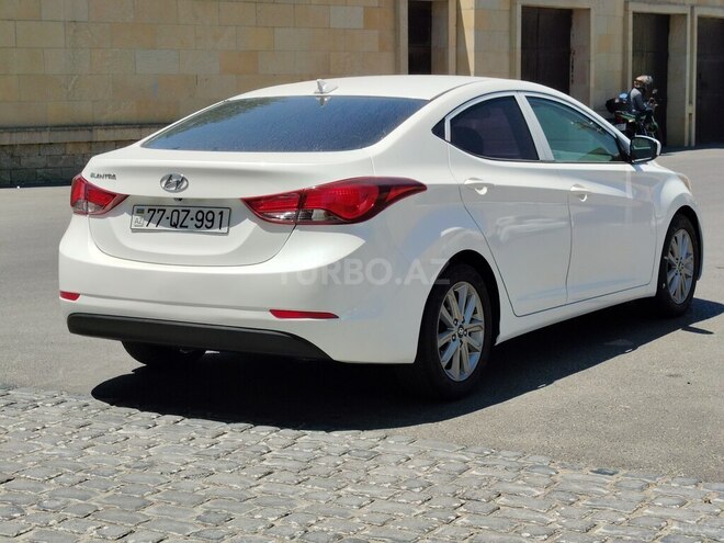 Hyundai Elantra 2015, 98,000 km - 1.8 l - Bakı
