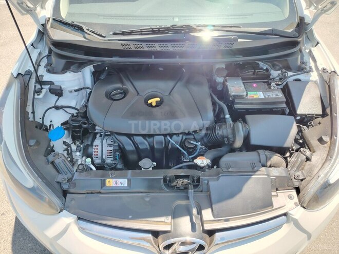Hyundai Elantra 2015, 98,000 km - 1.8 l - Bakı