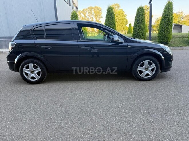 Opel Astra 2009, 245,000 km - 1.4 l - Tovuz