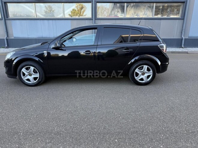 Opel Astra 2009, 245,000 km - 1.4 l - Tovuz