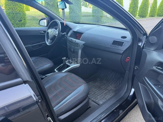 Opel Astra 2009, 245,000 km - 1.4 l - Tovuz
