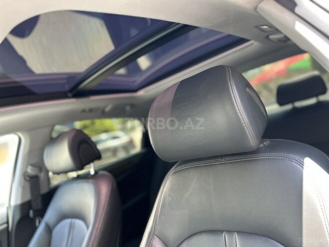 Hyundai Sonata-13