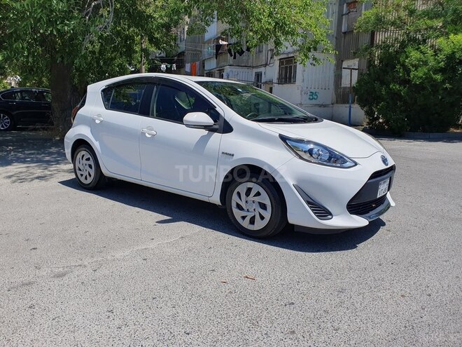 Toyota Aqua 2019, 32,500 km - 1.5 l - Bakı