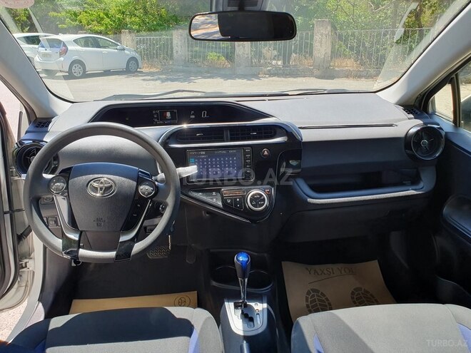 Toyota Aqua 2019, 32,500 km - 1.5 l - Bakı