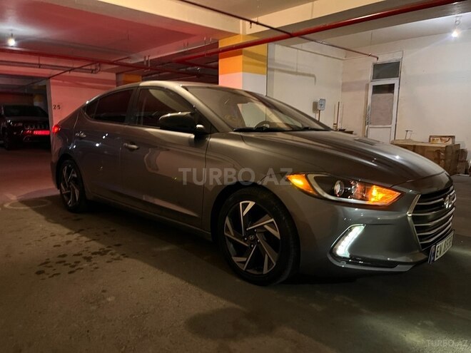 Hyundai Elantra 2018, 55,000 km - 2.0 l - Bakı