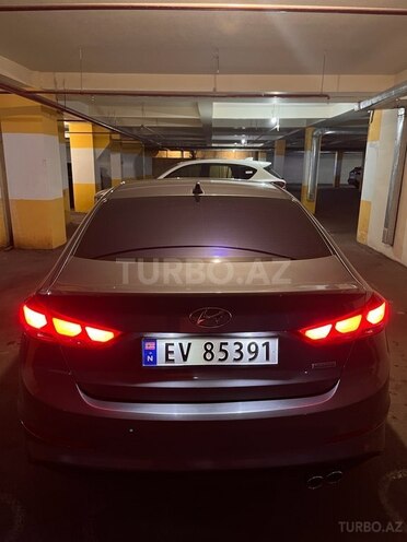 Hyundai Elantra 2018, 55,000 km - 2.0 l - Bakı