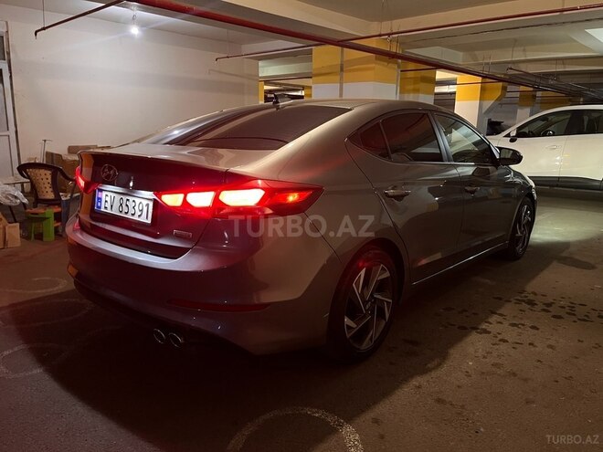 Hyundai Elantra 2018, 55,000 km - 2.0 l - Bakı
