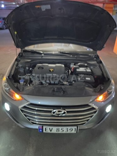 Hyundai Elantra 2018, 55,000 km - 2.0 l - Bakı