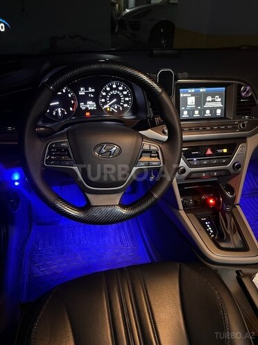 Hyundai Elantra 2018, 55,000 km - 2.0 l - Bakı