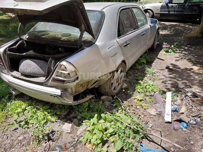 Mercedes C 180 1994, 400,600 km - 1.8 l - Quba