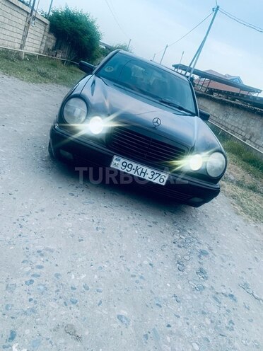 Mercedes E 200 1998, 600,000 km - 2.0 l - Şirvan