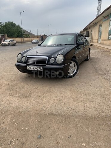 Mercedes E 200 1998, 600,000 km - 2.0 l - Şirvan