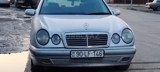 Mercedes E 220 d 1997, 555,555 km - 2.2 l - Yevlax