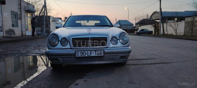 Mercedes E 220 d 1997, 555,555 km - 2.2 l - Yevlax