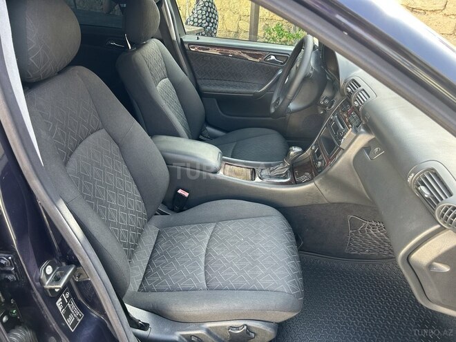 Mercedes C 200 2000, 290,000 km - 2.0 л - Bakı