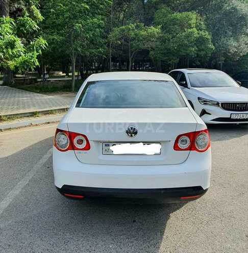 Volkswagen Jetta 2009, 200,000 km - 1.6 l - Bakı