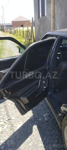 Mercedes 190 1989, 238,068 km - 2.0 l - Zaqatala