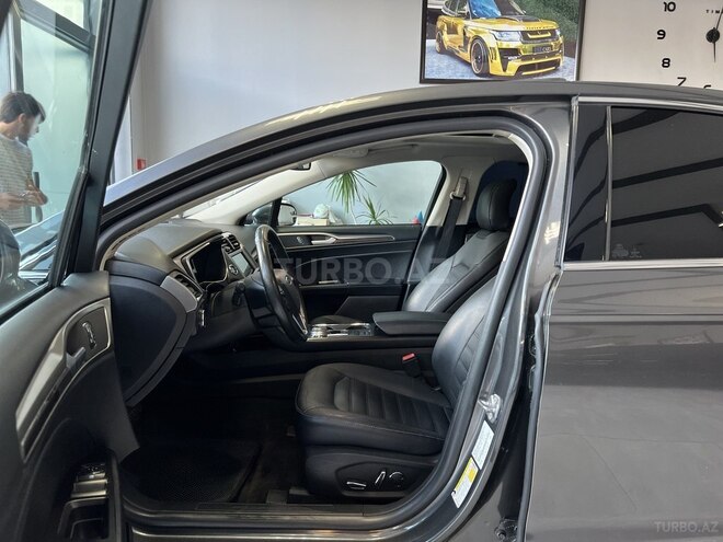Ford Fusion (North America) 2018, 125,000 km - 2.0 l - Bakı