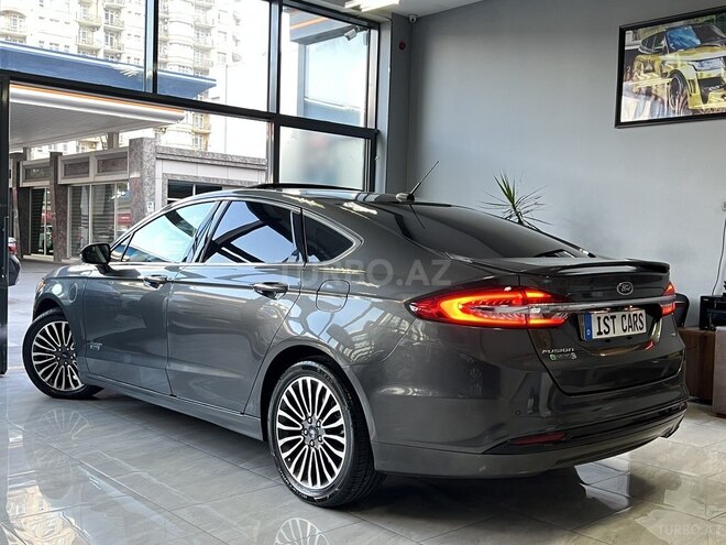 Ford Fusion (North America) 2018, 125,000 km - 2.0 l - Bakı