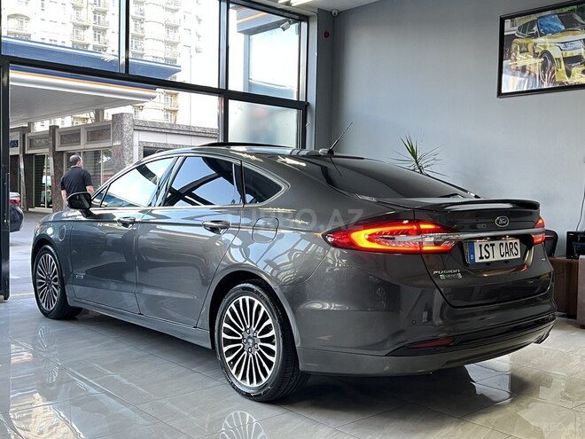 Ford Fusion (North America) 2018, 125,000 km - 2.0 l - Bakı