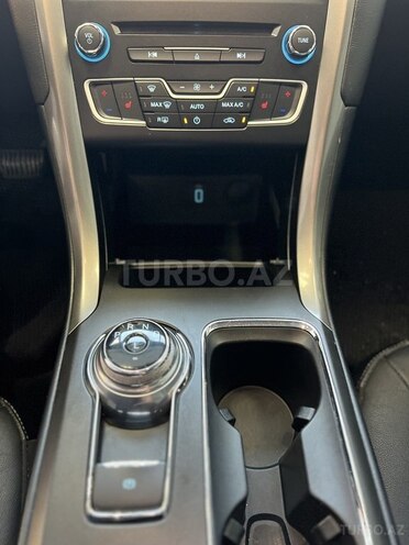 Ford Fusion (North America) 2018, 125,000 km - 2.0 l - Bakı