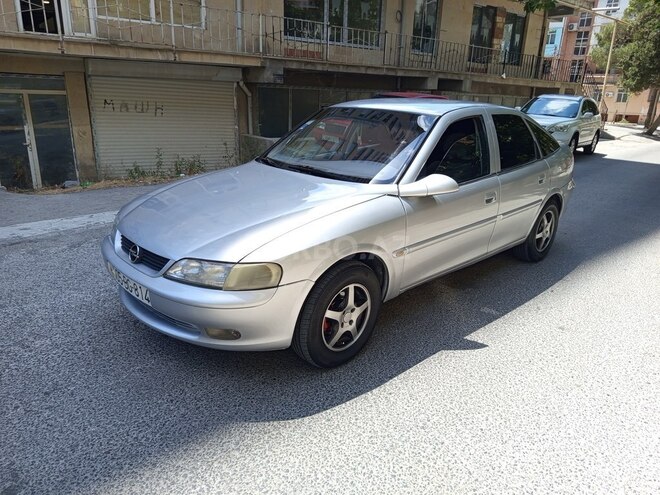 Opel Vectra 1996, 228,000 km - 1.8 l - Bakı