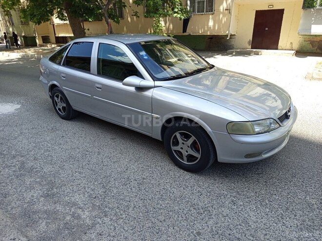 Opel Vectra 1996, 228,000 km - 1.8 l - Bakı
