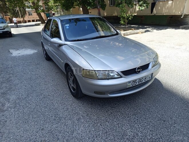 Opel Vectra 1996, 228,000 km - 1.8 l - Bakı