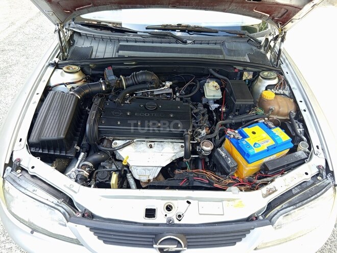 Opel Vectra 1996, 228,000 km - 1.8 l - Bakı