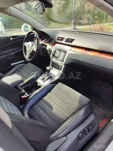 Volkswagen Passat 2010, 193,000 km - 1.8 л - Bakı