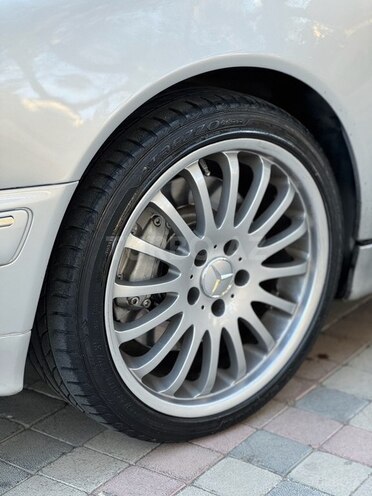 Mercedes E 270 2000, 260,000 km - 2.7 l - Bakı