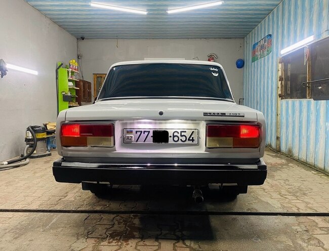 LADA (VAZ) 2107 2002, 85,000 km - 1.6 l - Bakı