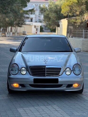Mercedes E 270 2000, 260,000 km - 2.7 l - Bakı