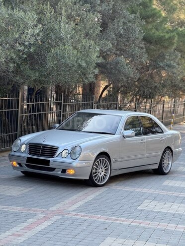 Mercedes E 270 2000, 260,000 km - 2.7 l - Bakı