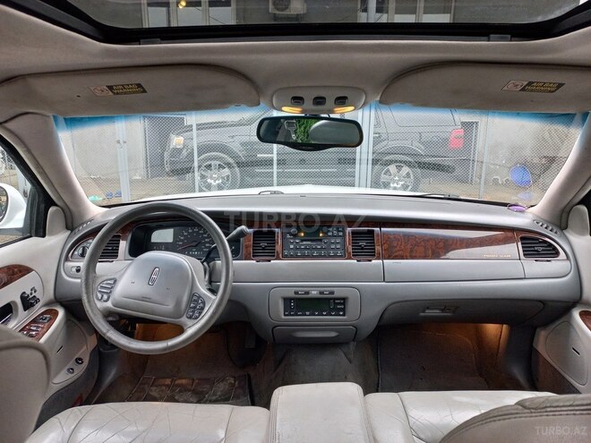Lincoln Town Car 1999, 235,000 km - 4.6 l - Bakı