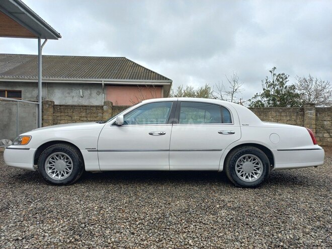 Lincoln Town Car 1999, 235,000 km - 4.6 l - Bakı