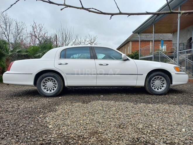 Lincoln Town Car 1999, 235,000 km - 4.6 l - Bakı